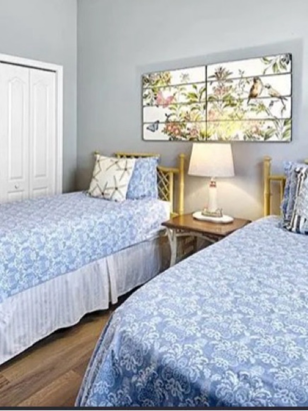 2 Pottery Barn Blue and White Twin Duvet Covers with 4 matching shams.